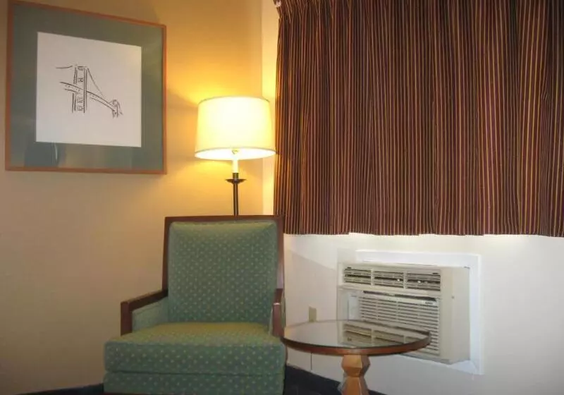 호텔 Days Inn By Wyndham Ritzville