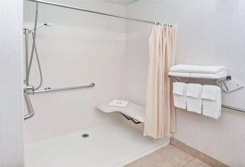 فندق Red Lion Inn & Suites Elk Grove Village