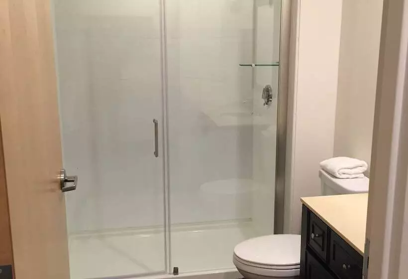 호텔 Howard Johnson By Wyndham Quincy/ Boston