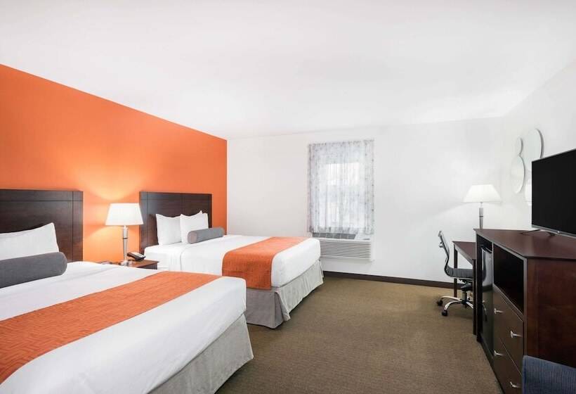 فندق Howard Johnson By Wyndham Quincy/ Boston