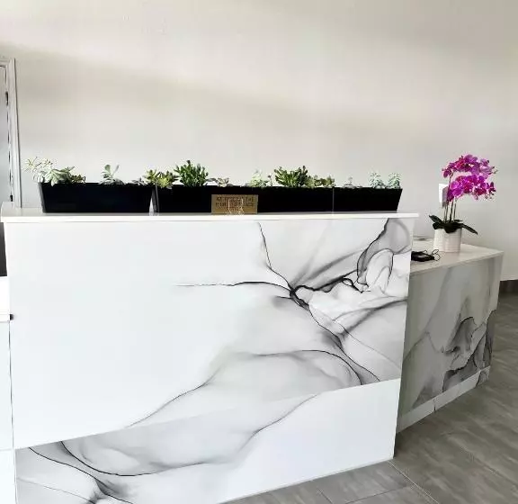 호텔 Inn Of Uvalde