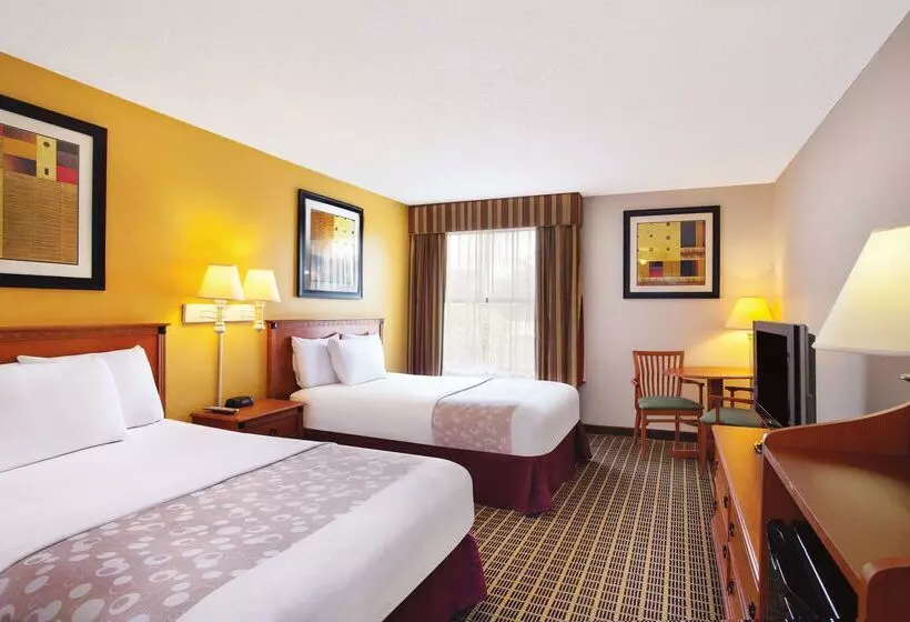 هتل La Quinta Inn By Wyndham Orlando International Drive North