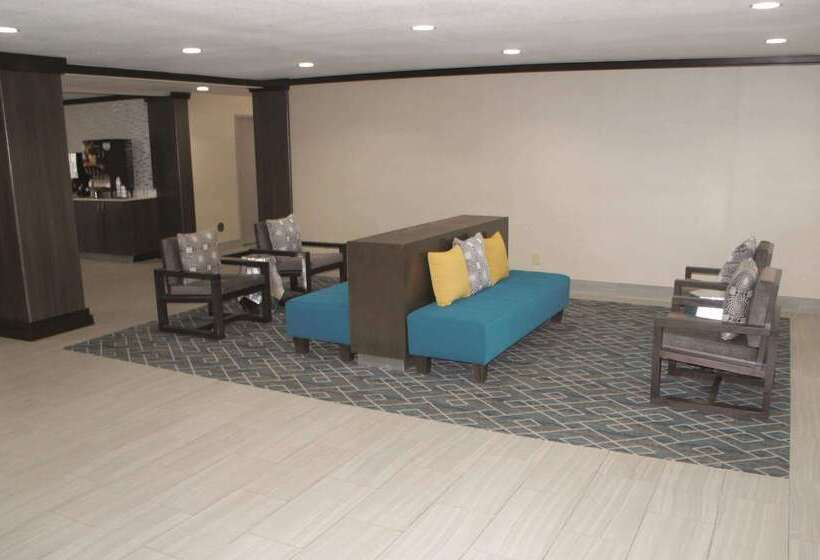 酒店 La Quinta Inn By Wyndham Peru Starved Rock State Park