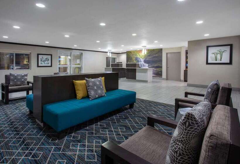 酒店 La Quinta Inn By Wyndham Peru Starved Rock State Park