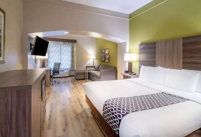 Отель La Quinta Inn & Suites By Wyndham Atlanta Stockbridge