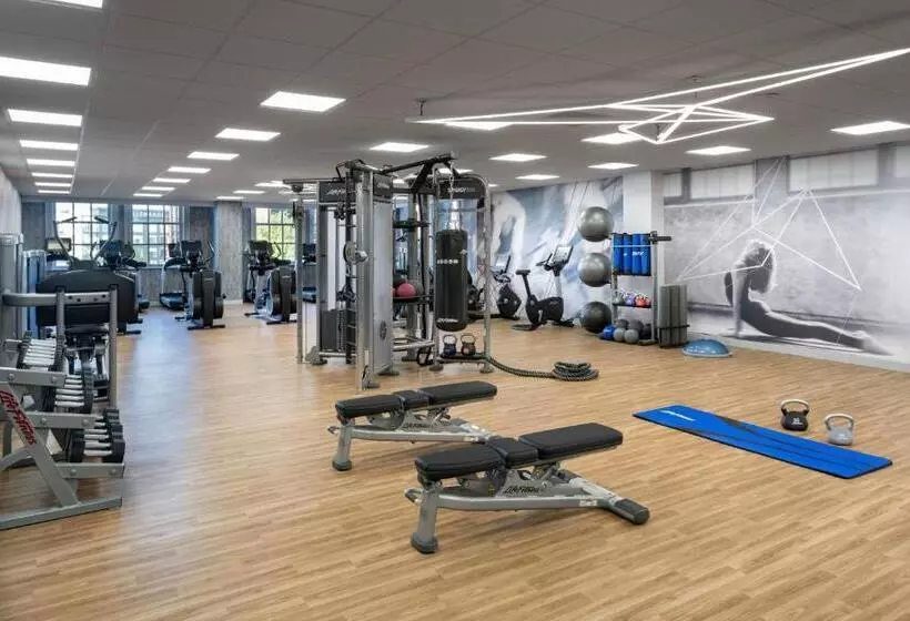 Отель Marriott Greensboro Downtown