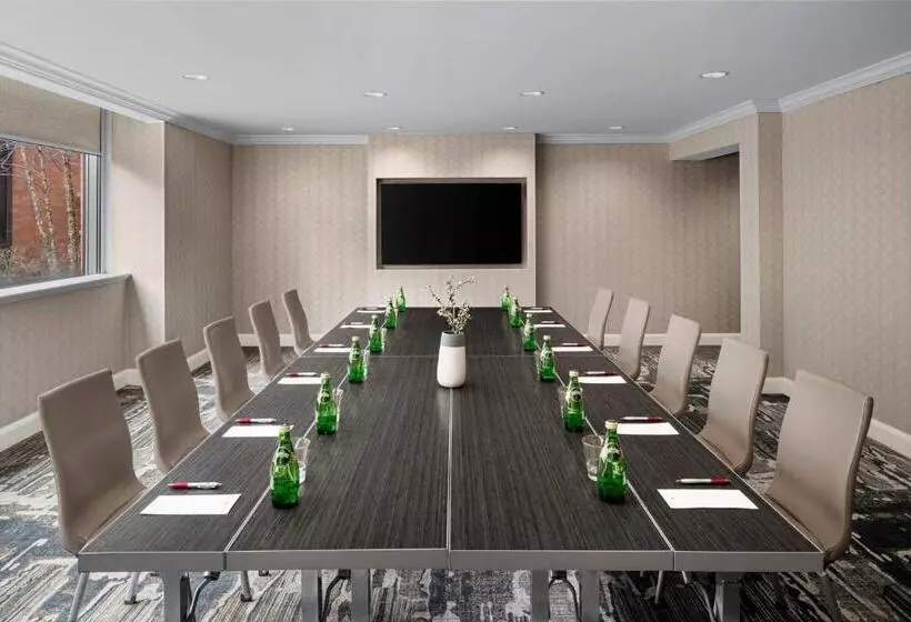 Otel Pittsburgh Marriott North