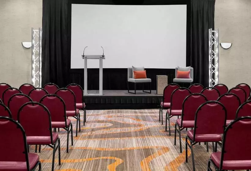 Otel Pittsburgh Marriott North