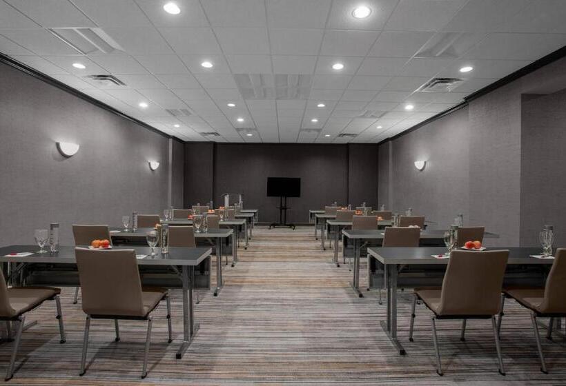 ホテル Pittsburgh Marriott North