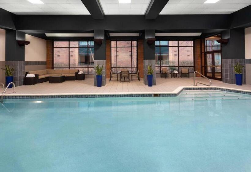 ホテル Pittsburgh Marriott North