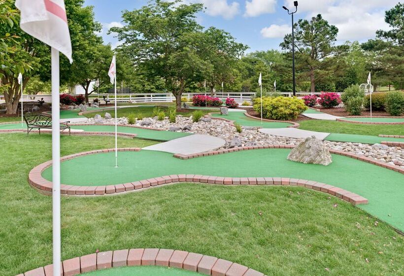 Отель Powhatan Resort