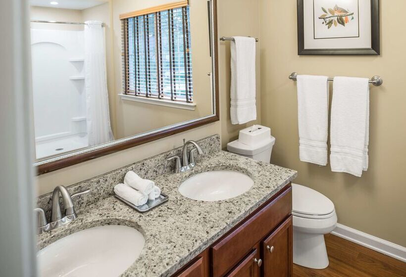 Отель Powhatan Resort