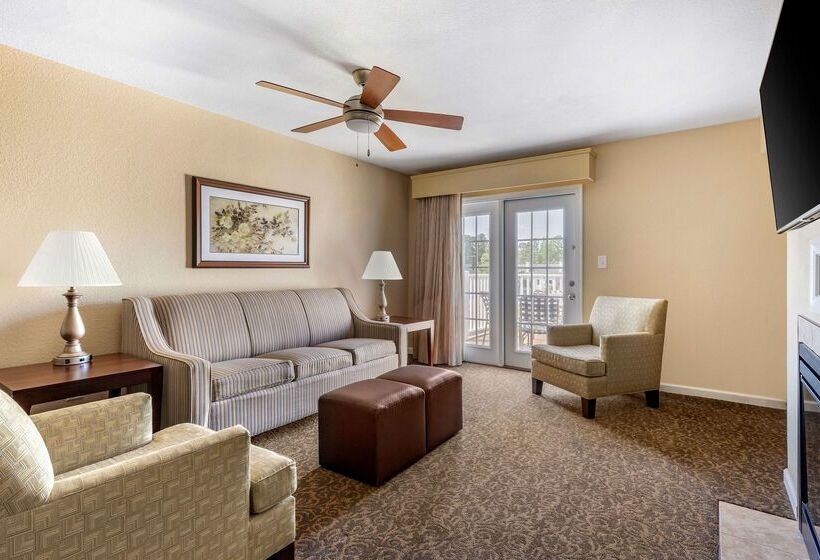 Отель Powhatan Resort