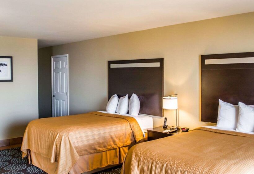 Отель Quality Inn & Suites Gulf Breeze Bayside Near Pensacola Beach