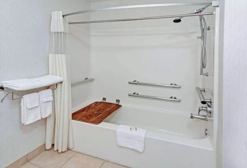 فندق Red Lion Inn & Suites Elk Grove Village