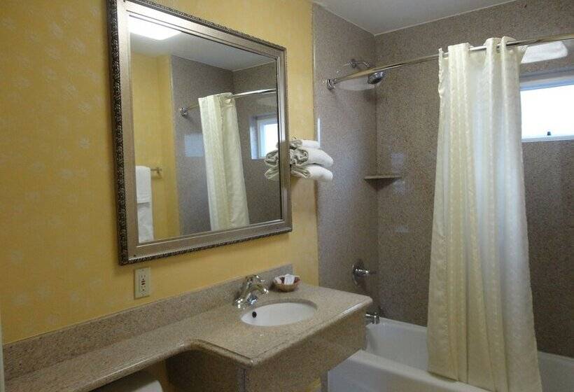 Hotel Redondo Inn And Suites