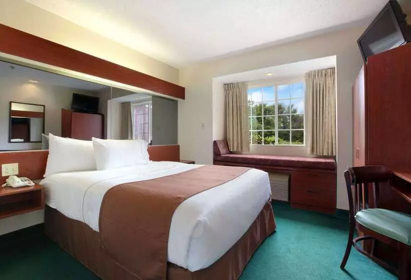 Hotel Super 8 By Wyndham Harbison/parkridge Hospital