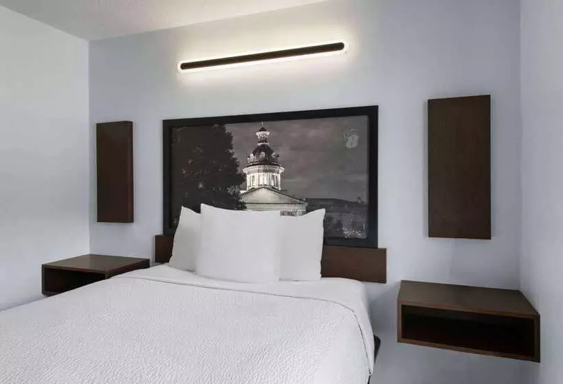 Hotel Super 8 By Wyndham Harbison/parkridge Hospital