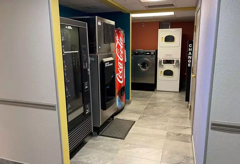 فندق Best Western Louisville Airport Expo