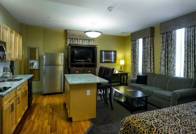 호텔 The Parker Inn And Suites