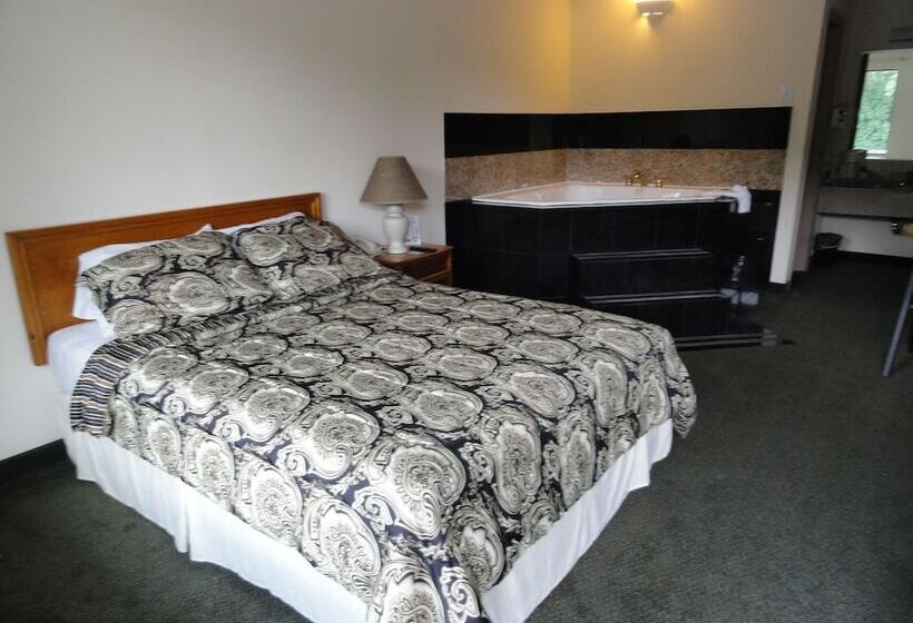 ホテル Travelers Inn & Suites