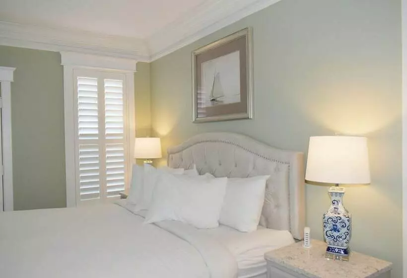 Отель Village Inn And Pub