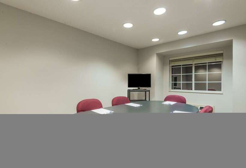 Microtel Inn & Suites By Wyndham Bethel/danbury