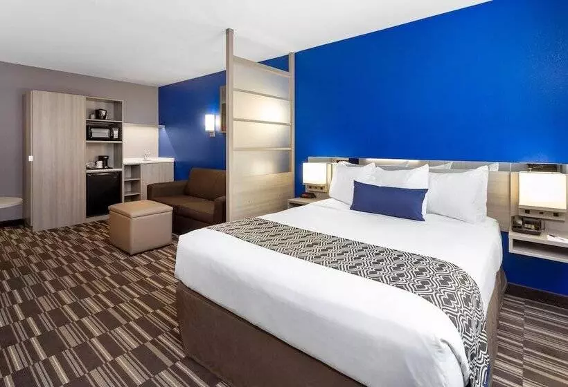 Microtel Inn & Suites By Wyndham Bethel/danbury