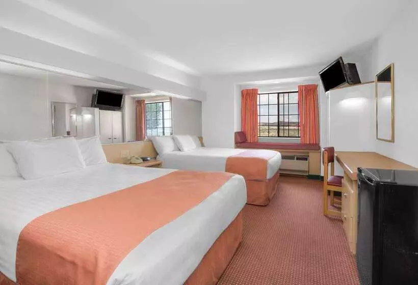 Microtel Inn & Suites By Wyndham Gallup   Pet Friendly