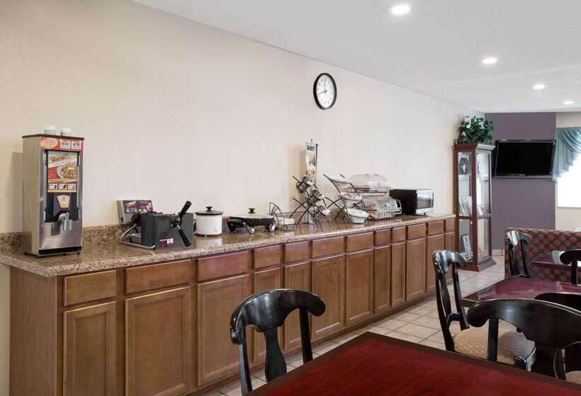 Microtel Inn & Suites By Wyndham Meridian