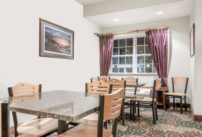 Microtel Inn & Suites By Wyndham Rice Lake