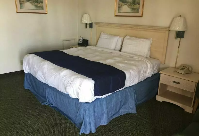 فندق على الطريق Americas Best Value Inn & Suites - East Toledo/Millbury