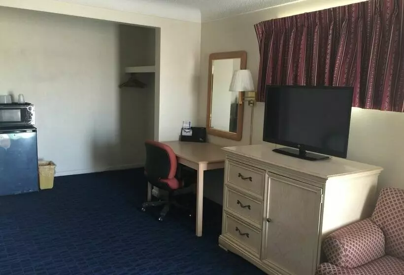 فندق على الطريق Americas Best Value Inn & Suites - East Toledo/Millbury