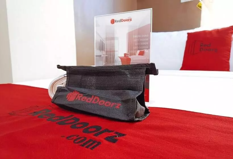 ユースホステル Reddoorz Near Gaisano Mall Gensan