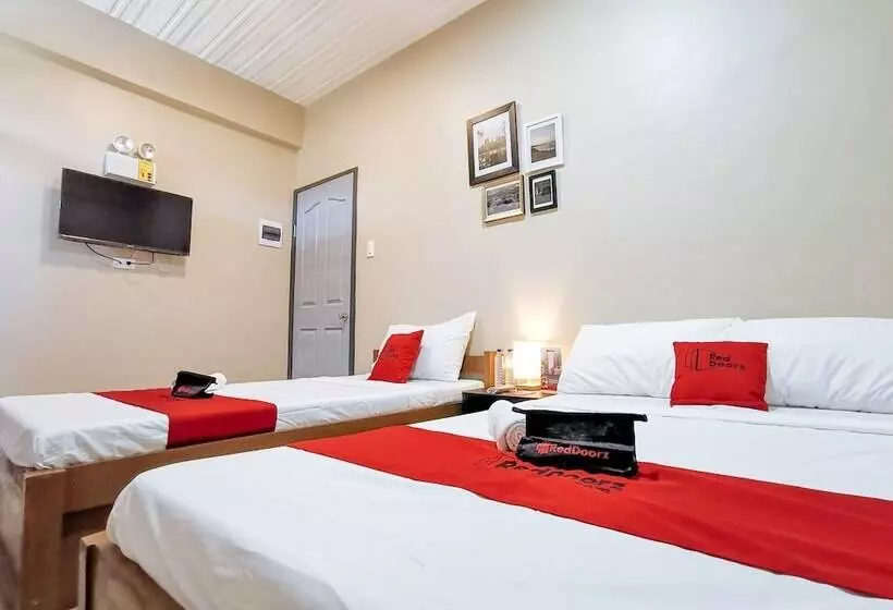 ユースホステル Reddoorz Near Gaisano Mall Gensan