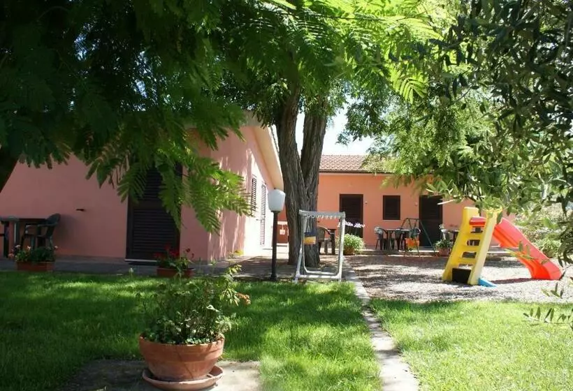 Hotelli Agriturismo La Siesta