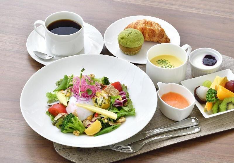 בית מלון כפרי Elcient Osaka Umeda