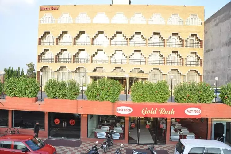 ホテル Gold