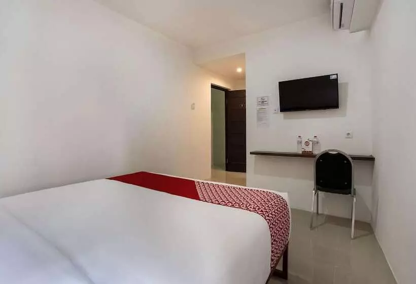 ホテル Capital O 3463 Cimahi Guest House