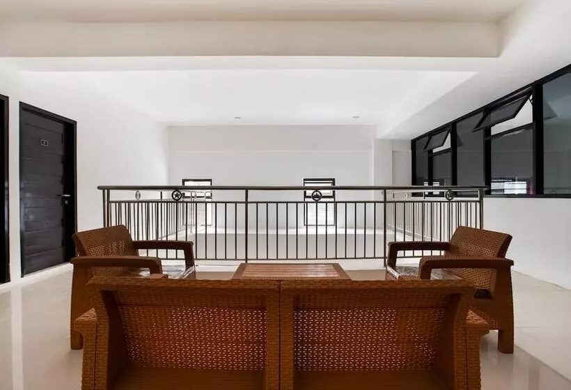ホテル Capital O 3463 Cimahi Guest House
