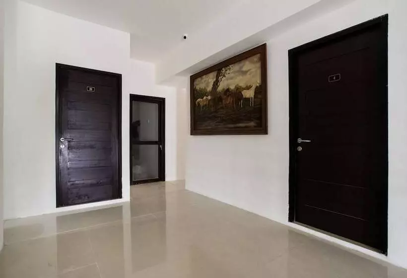 ホテル Capital O 3463 Cimahi Guest House