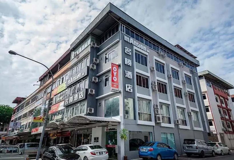 Hotelli Oyo 90055 Mansion Inn