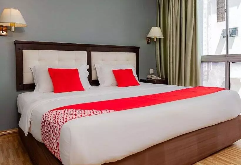 Hotelli Oyo 90055 Mansion Inn