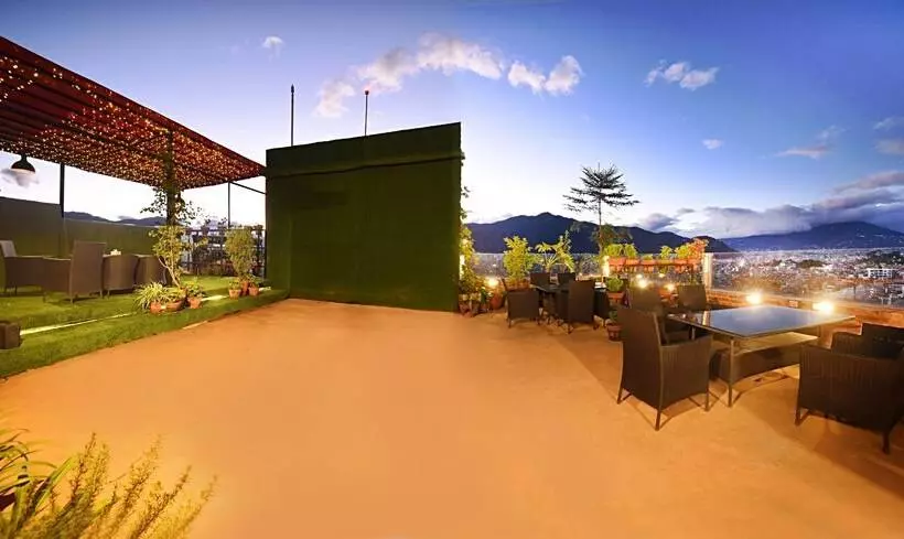 Woodapple Hotel And Spa