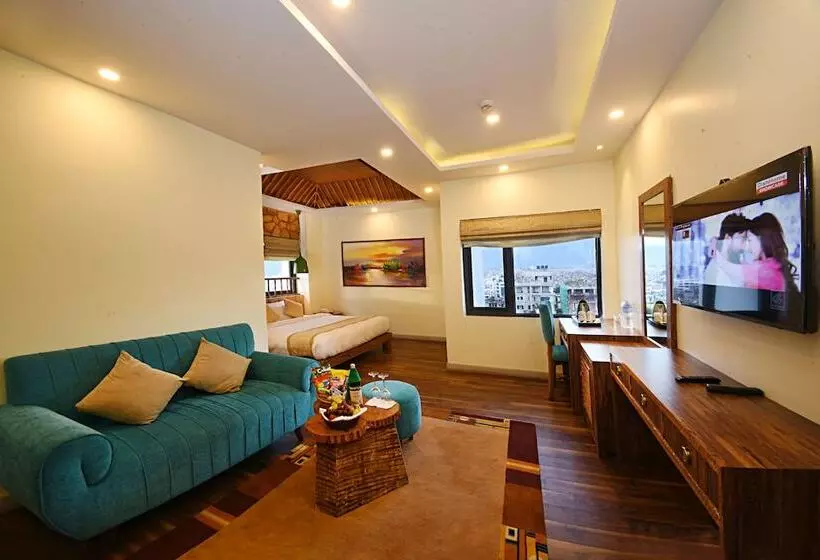 Woodapple Hotel And Spa