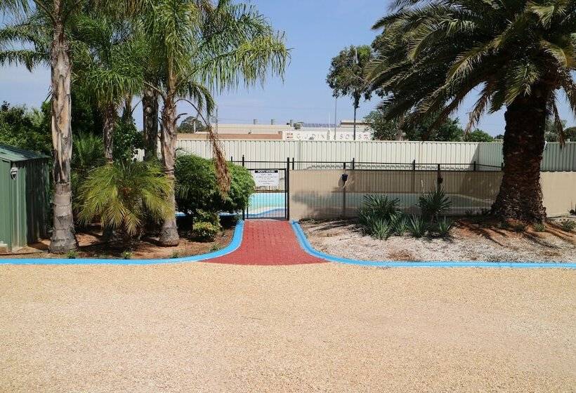فندق على الطريق Renmark Motor Inn