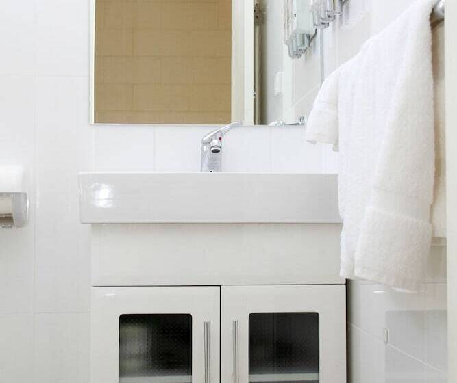 فندق على الطريق Renmark Motor Inn