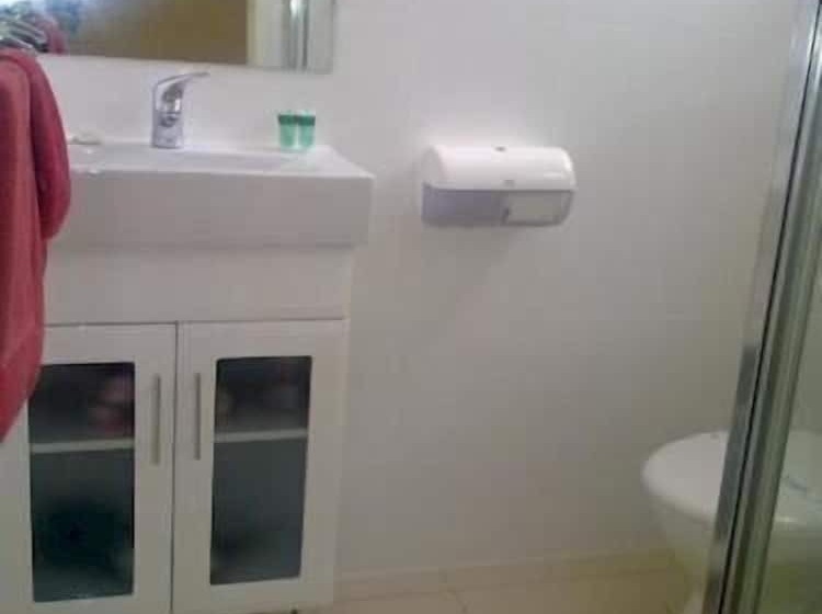 فندق على الطريق Renmark Motor Inn