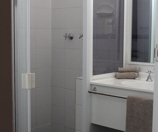 汽车旅馆 Tally Ho Motor Inn