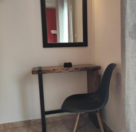 Пансион Poseidon Rooms